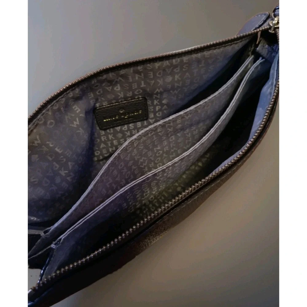 Kate Spade NY Pebbled Leather Triple Zip Clutch Wallet Pouch Gray 10x7 Large